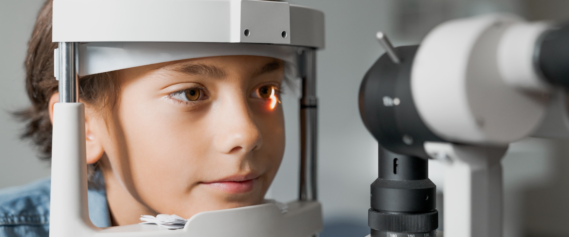 La miopía es una de las enfermedades de la vista más comunes en niños y adultos.